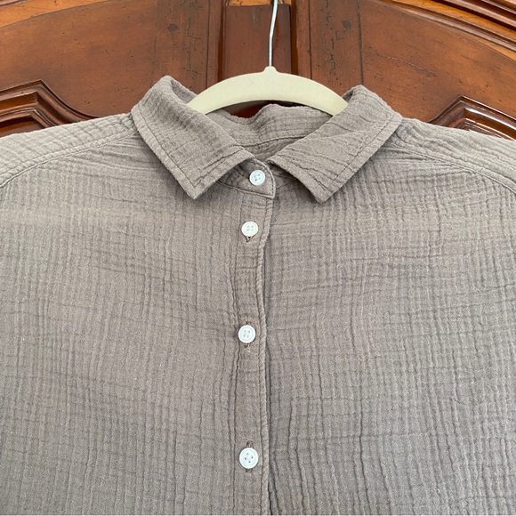 Outerknown Costa Cotton Gauze Button Down Shirt in Taupe | Size XS - Picture 2 of 6